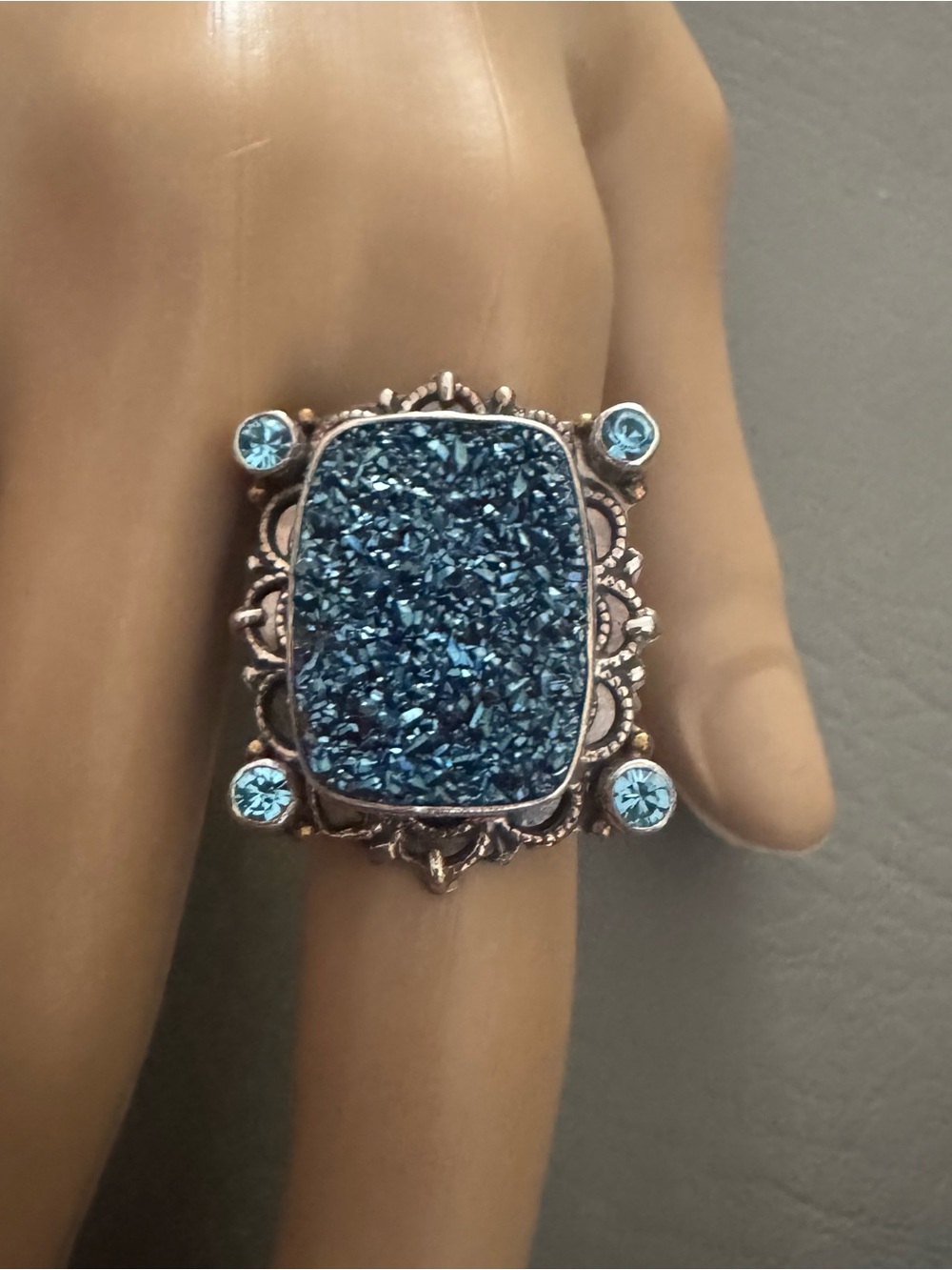 Mars & Valentine statement ring